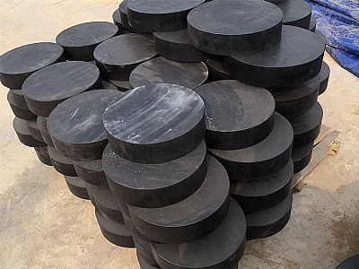 鄯善县板式橡胶支座由若干层橡胶片与薄钢板经加压硫化